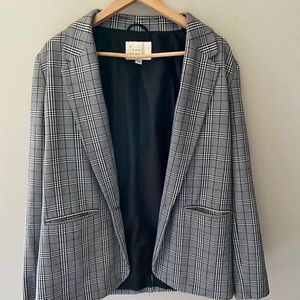 Trendy Oversized Plaid Blazer